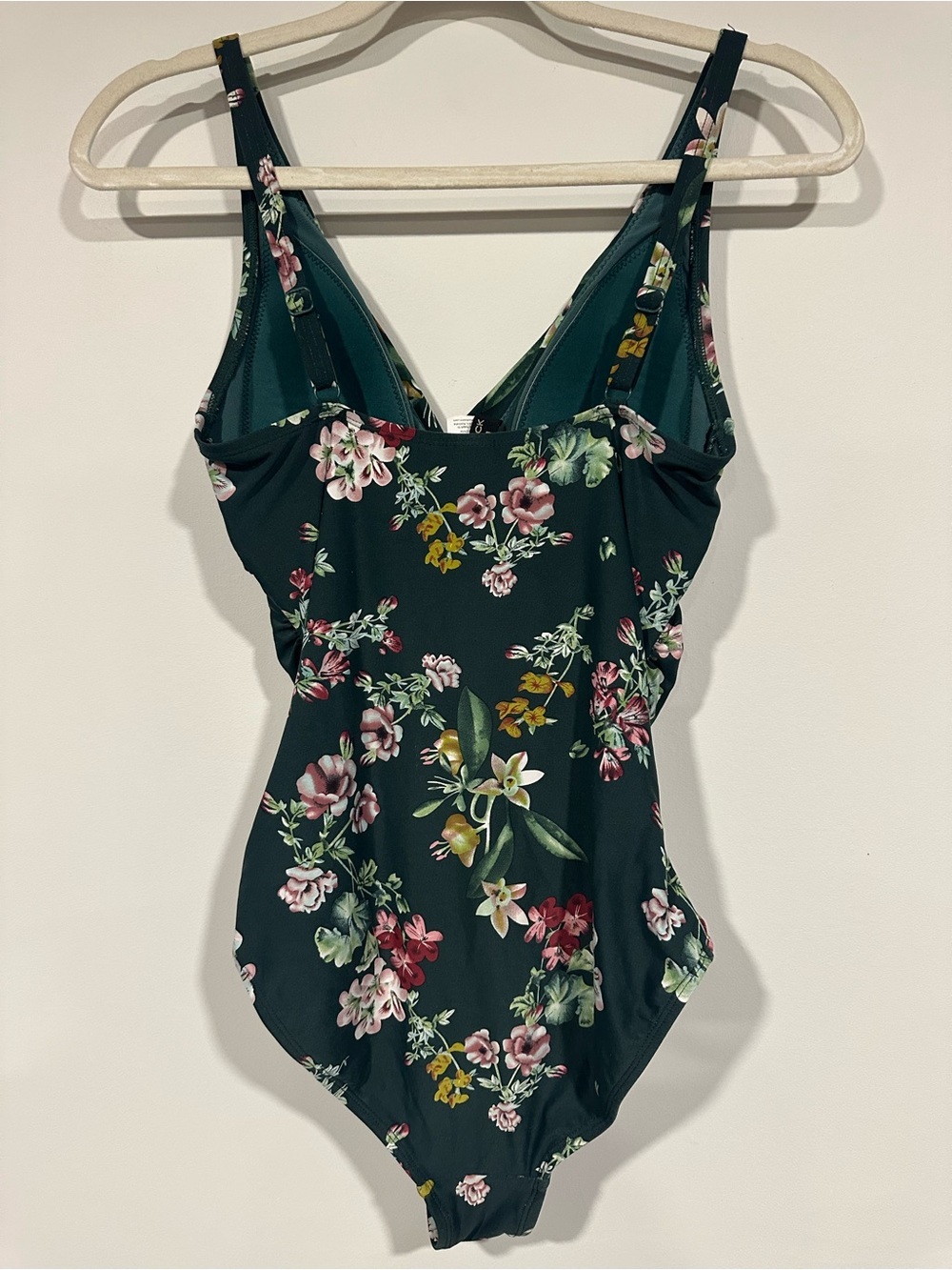 NIPTUCK SWIM Multi Fit Cup One Piece Swimsuit Womens 6 Green - Picture 2 of 6